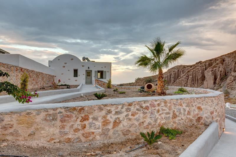 Desiterra Resort Suites & Villas Karterados  Exteriör bild